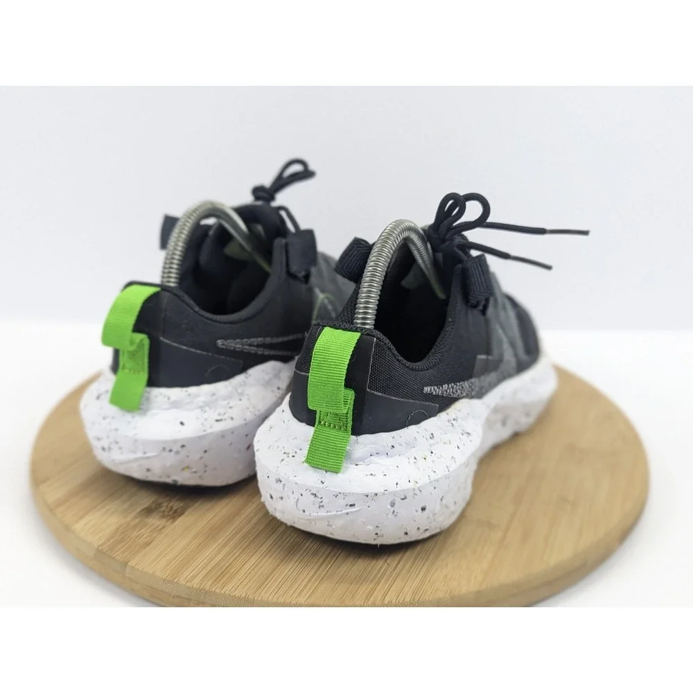 Nike very lightweight
